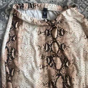 High waisted split skirt